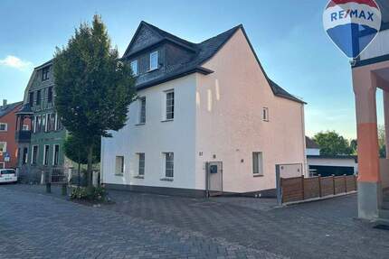 Großzügig und modern: Einfamilienhaus in Höhr-Grenzhausen