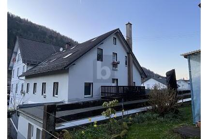 GEWERBE,WOHNEN UND VERMIETEN - 649.000,00&nbsp;EUR Kaufpreis, ca.&nbsp; 354,00&nbsp;m&sup2;&nbsp;Wohnfl&auml;che in Höfen an der Enz (PLZ: 75339)