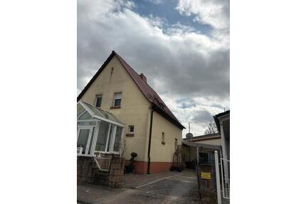 Einfamilienhaus zur - 1.125,00&nbsp;EUR Kaltmiete, ca.&nbsp; 100,00&nbsp;m&sup2; in Kirchheimbolanden (PLZ: 67292)