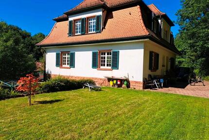 Wohnen im Grünen - Villa direkt am Waldrand - Bruchweiler-Bärenbach