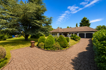 Wohnung zum Kaufen in Bad Honnef 407.000,00 € 156.31 m²