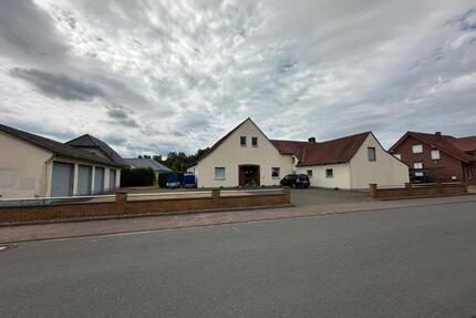 Einfamilienhaus - 300.000,00&nbsp;EUR Kaufpreis, ca.&nbsp; 270,00&nbsp;m&sup2; in Melle (PLZ: 49324)