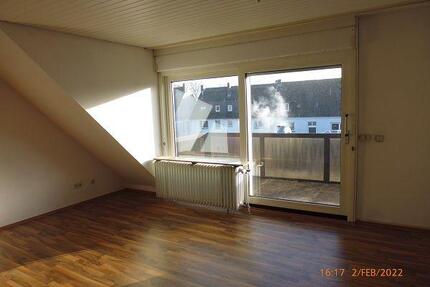 3 Zimmerwohnung im DG mit Balkon in Heppens - Wilhelmshaven