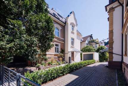 Wohnung zum Kaufen in Freiburg im Breisgau Herdern 1.090.000,00 € 139.9 m² - Freiburg im Breisgau / Herdern