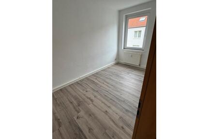 Braunsbedra, Bergmannsring 7 - 700,00&nbsp;EUR Kaltmiete, ca.&nbsp; 65,00&nbsp;m&sup2; in Braunsbedra (PLZ: 06242)