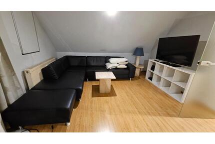 helle Dachgeschosswohnung zu vermieten - Wiesbaden Biebrich