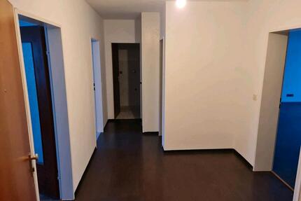 Zentrum 3Zi. Wohnung mit Doppelgarage und Einbauküche - Bayreuth City