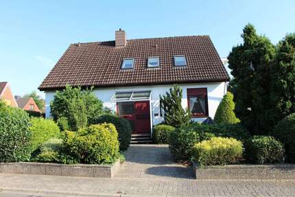Haus zum Kaufen in Osterrönfeld 420.000,00 € 215 m²