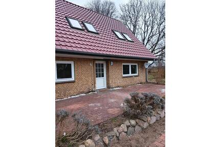 Erstbezug nach Sanierung + große Terrasse + Glasfaser – ab 1.4.26 - Süderbrarup