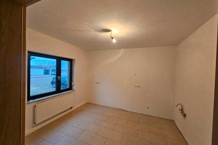 2 Zimmerwohnung - 1.000,00&nbsp;EUR Kaltmiete, ca.&nbsp; 65,00&nbsp;m&sup2; in Kuppenheim (PLZ: 76456)