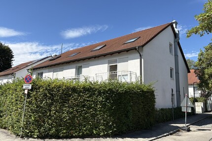 Gepflegtes Reihenendhaus mit 2 TG-Stellplätzen in Unterföhring, sofort frei
