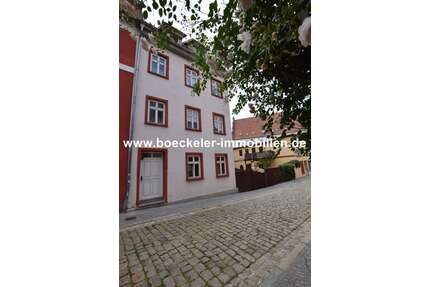 Wohnung zum Mieten in Naumburg 300,00 € 40.9 m²
