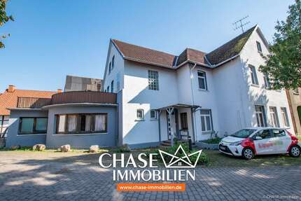 Haus zum Kaufen in Bad Pyrmont Löwensen 290.000,00 € 415 m² - Bad Pyrmont / Löwensen