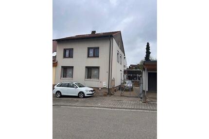 Privatverkauf: Gepflegtes Zweifamilienhaus - Sinsheim