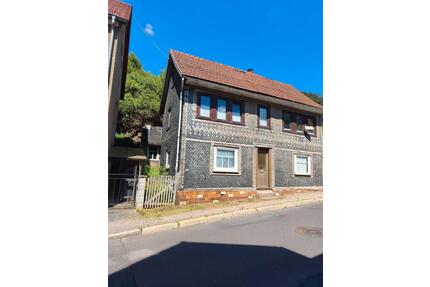 Einfamilienhaus - 32.000,00&nbsp;EUR Kaufpreis, ca.&nbsp; 150,00&nbsp;m&sup2; in Ruhla (PLZ: 99842)