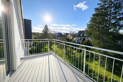 * Exkl. 4-Zi.-Penthouse-Whg., ab Juli 2026, Ruhige Lage in Fürstenried, Keller, TG * - München Thalkirchen-Obersendling-Forstenried-Fürstenried-S