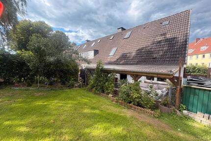 Modernisiertes Reihenendhaus - 199.000,00&nbsp;EUR Kaufpreis, ca.&nbsp; 85,00&nbsp;m&sup2; in Schleswig (PLZ: 24837)