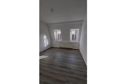 3-Zimmerwohnung mit Einbauküche und Balkon - Arnstadt