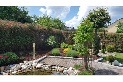 Einfamilienhaus mit Einliegerwohnung - Rosenberg