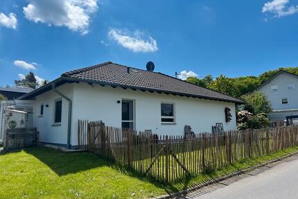 Bungalow von Energieberater und Künstlerin - Steimel