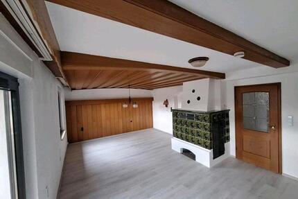 Wohnung in Sulzbach-Rosenberg - 980,00&nbsp;EUR Kaltmiete, ca.&nbsp; 105,00&nbsp;m&sup2; in Sulzbach-Rosenberg (PLZ: 92237)