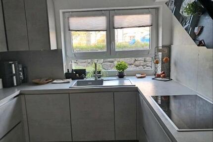 Von Privat: 4-Zimmer-Souterrainwohnung - Ulm Donautal