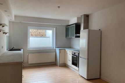 Hochwertige Einliegerwohnung mit EBK, separater Zugang, Terrasse - Kall