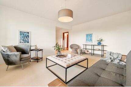 90 m² Whg am Rodgauer Badesee - Loggia, Aufzug & TG - bezugsfrei