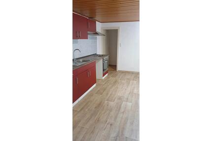 3 Zimmer Wohnung zum vermieten - 650,00&nbsp;EUR Kaltmiete, ca.&nbsp; 80,00&nbsp;m&sup2; in Treuchtlingen (PLZ: 91757)