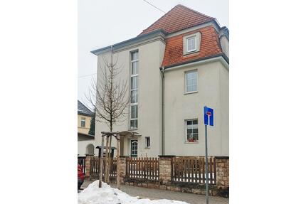 Geräumige Wohnung in Apolda - 749,00&nbsp;EUR Kaltmiete, ca.&nbsp; 107,00&nbsp;m&sup2; in Apolda (PLZ: 99510)