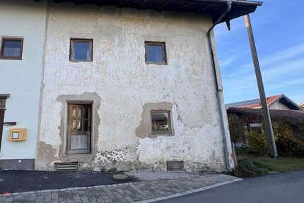 Abrissobjekt mit Neubaupotenzial – Blick Richtung Obinger See