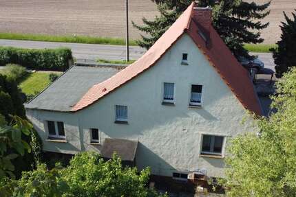 Haus zum Kaufen in Taucha 310.000,00 € 92.39 m²