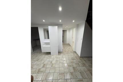 Schöne 3,5 Zimmer Maisonette-Wohnung in Rems-Murr-Kreis, Welzheim