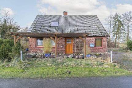 Handwerkerobjekt in ruhiger Lage - Einfamilienhaus mit Garage und Potenzial - Wischhafen Hamelwördenermoor