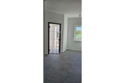 Wohnung zum Mieten in Hennickendorf 899,00 € 67.93 m²