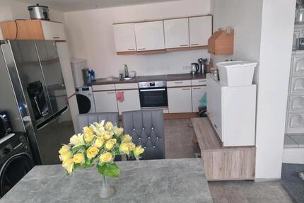 HausWohnung - 1.400,00&nbsp;EUR Kaltmiete, ca.&nbsp; 120,00&nbsp;m&sup2; in Weyhe (PLZ: 28844)