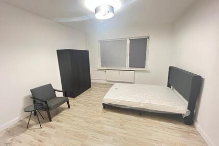 Voll ausgestattete WG-Zimmer ab sofort in 3er-WG - Berlin Reinickendorf