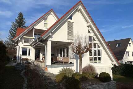 Haus zum Kaufen in Bissingen 1.165.000,00 € 265 m²