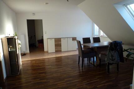 Schöne Dachgeschosswohnung mit Dachterrasse - Südbrookmerland