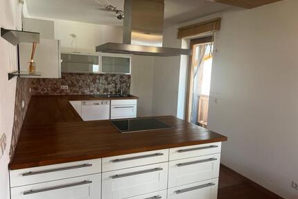 Wohnung in Ohlstadt - 1.700,00&nbsp;EUR Kaltmiete, ca.&nbsp; 140,00&nbsp;m&sup2; in Bad Kohlgrub (PLZ: 82433)