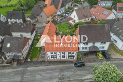 Haus zum Kaufen in Diemelstadt Helmighausen 299.999,00 € 239 m² - Diemelstadt / Helmighausen
