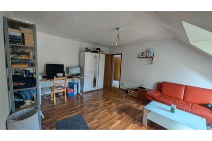 Prov. FREI: 2 Z DG Wohnung 54qm Südviertel - Essen Huttrop