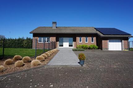 Charmanter Bungalow in attraktiver Wohnlage - Aachen Aachen-Mitte