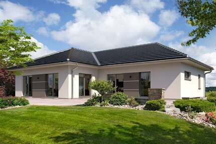 Haus zum Kaufen in Hennigsdorf 603.446,00 € 159.28 m²