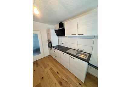 Haus zum miete - 1.350,00&nbsp;EUR Kaltmiete, ca.&nbsp; 95,00&nbsp;m&sup2; in Ettenheim (PLZ: 77955)