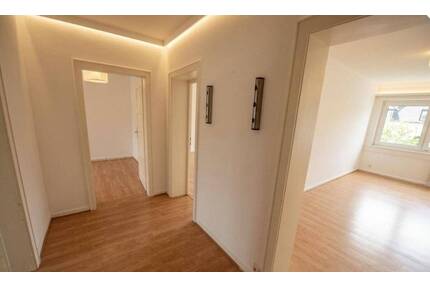 3-Zimmer-DG Wohnung in Wiesbaden