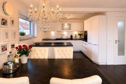 Wohnung zum Mieten in Augsburg 1.800,00 € 106 m²