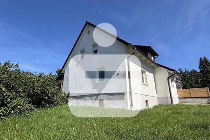 Einfamilienhaus mit Potential! - 245.000,00&nbsp;EUR Kaufpreis, ca.&nbsp; 130,00&nbsp;m&sup2;&nbsp;Wohnfl&auml;che in Wackersdorf (PLZ: 92442)