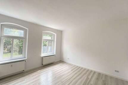 Wohnung zum Mieten in Oberlungwitz 650,00 € 100 m²