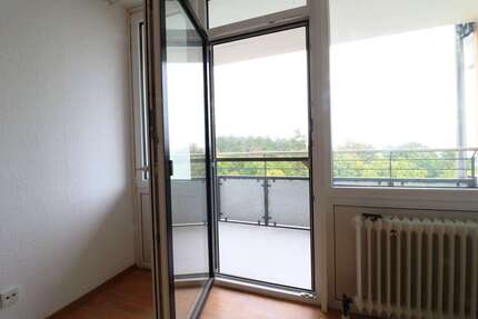 Wohnung zum Kaufen in Marburg Wehrda 90.000,00 € 29.53 m² - Marburg / Wehrda